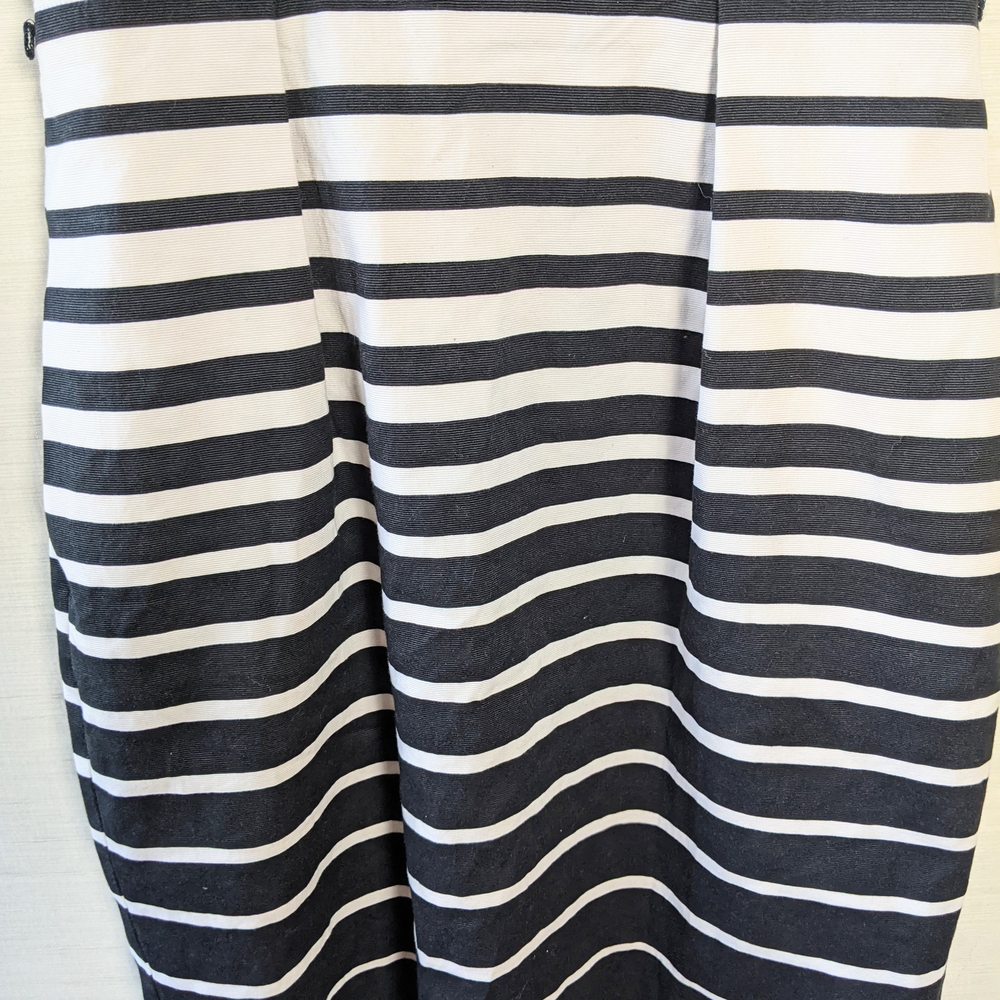 White House Black Market Black and White Sheath Dress Square Neck Midi Size 4 - Picture 5 of 9